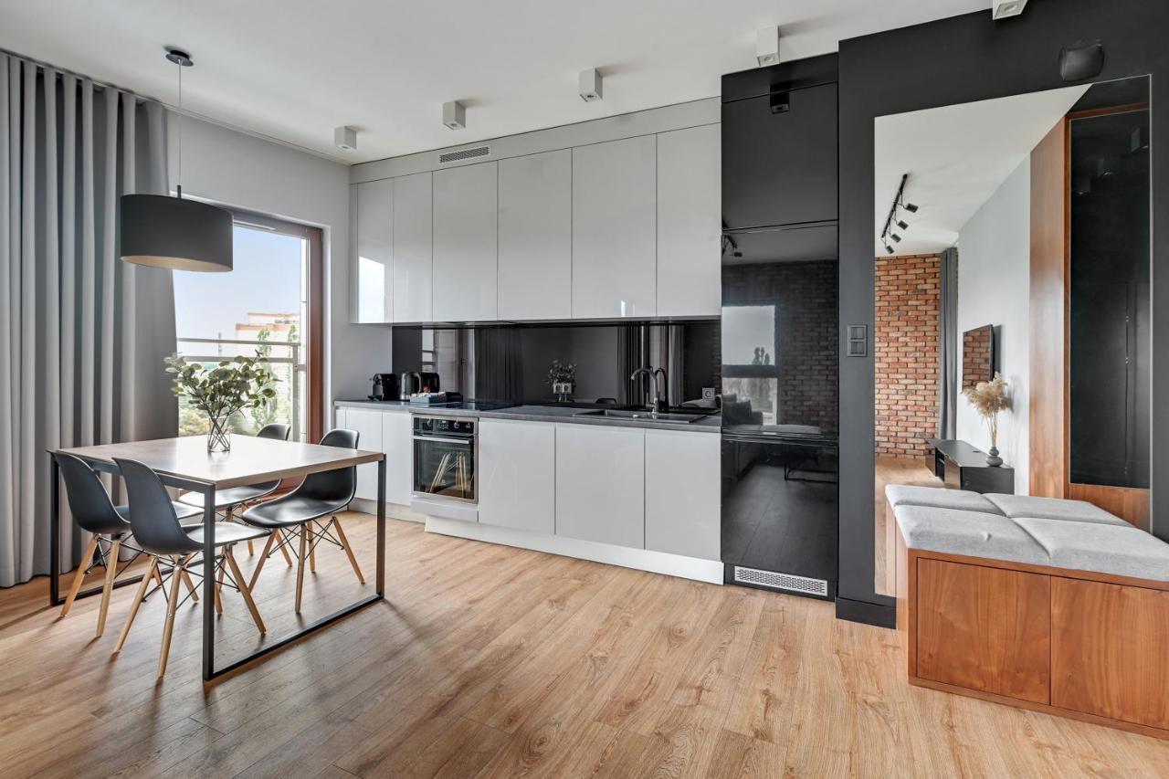 Downtown Apartments River View Gdansk Exterior photo
